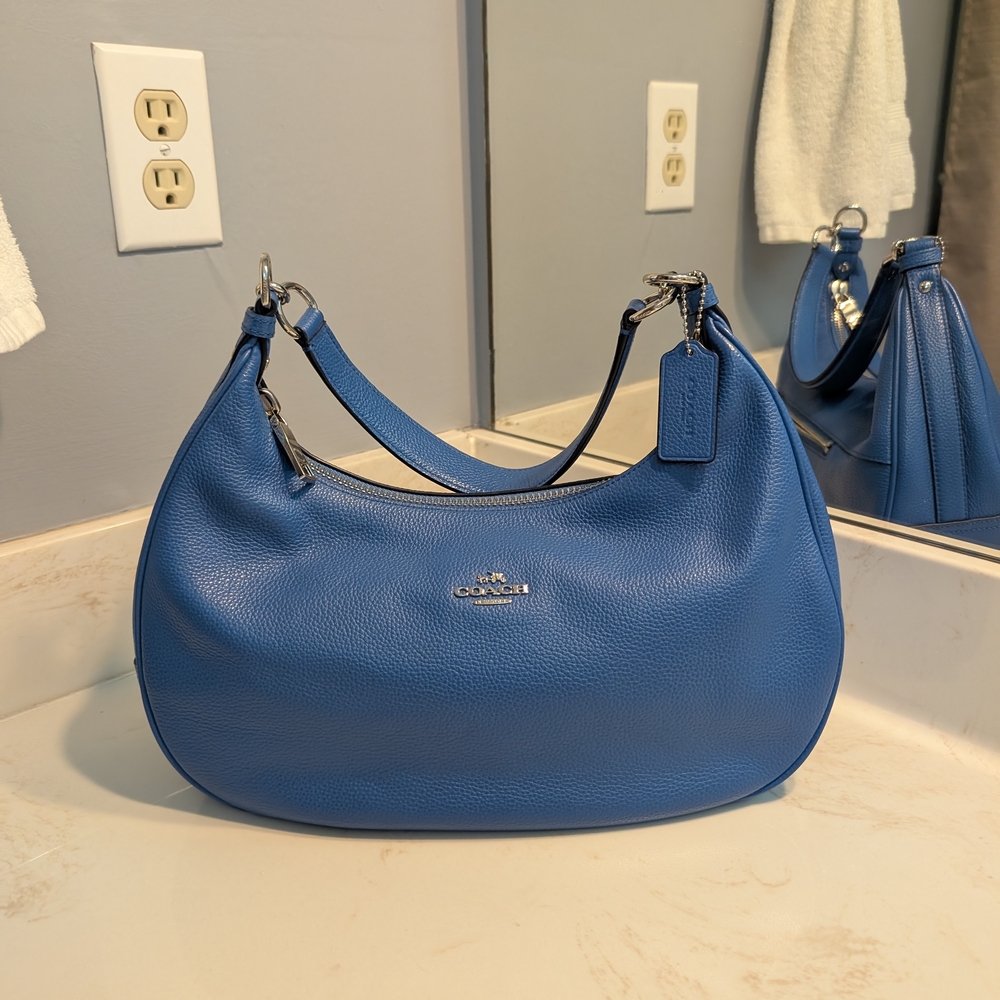 Coach Blue Leather Women's Bag